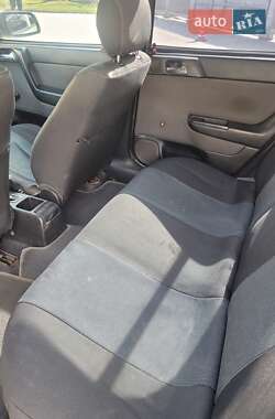 Седан Opel Astra 2006 в 