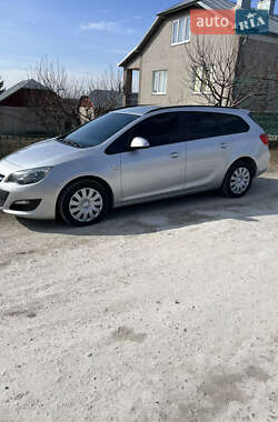 Универсал Opel Astra 2014 в 