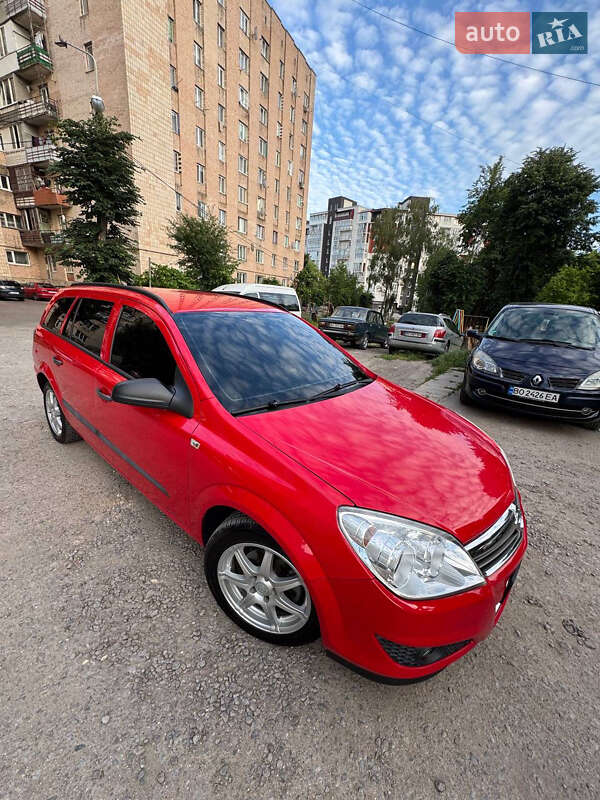 Универсал Opel Astra 2009 в Тернополе