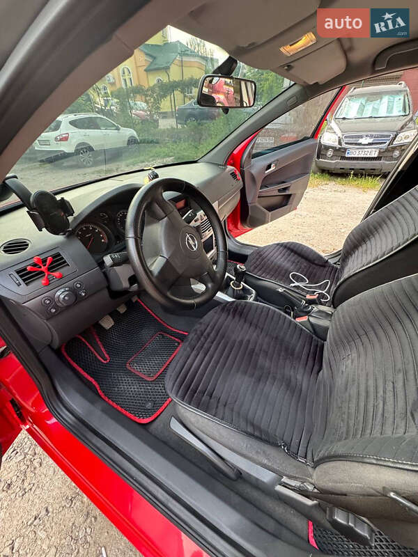 Универсал Opel Astra 2009 в Тернополе