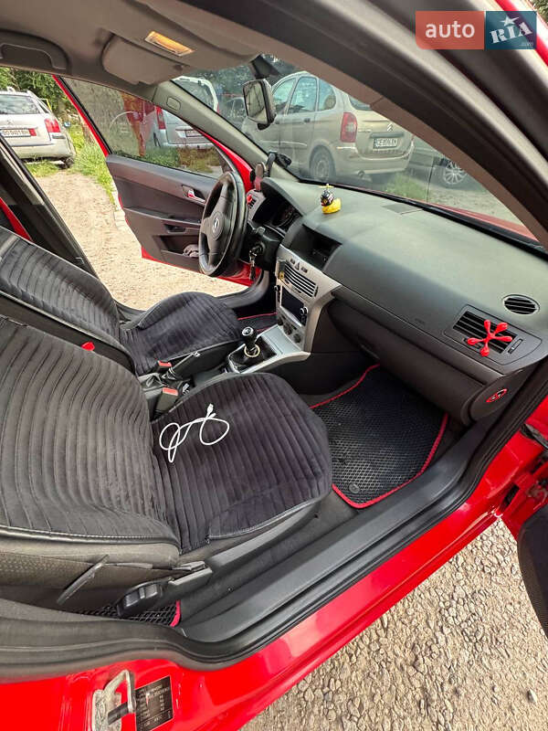 Универсал Opel Astra 2009 в Тернополе