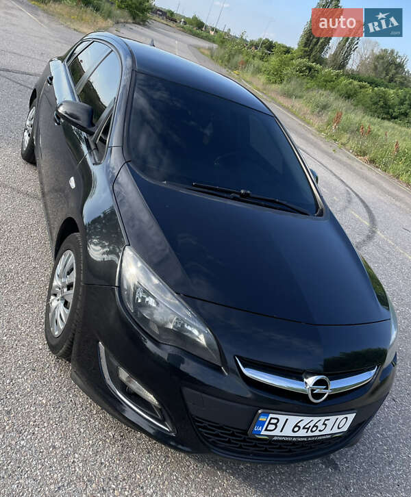 Хетчбек Opel Astra 2013 в Полтаві