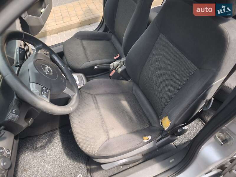 Хетчбек Opel Astra 2006 в Одесі