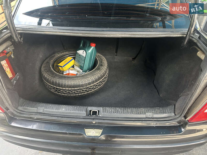 Седан Opel Astra 2008 в Жмеринке