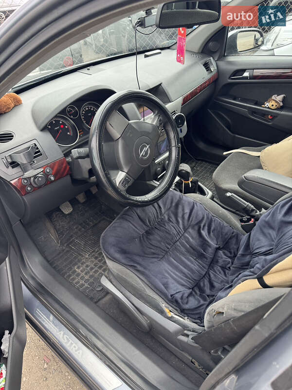 Хэтчбек Opel Astra 2004 в Тернополе