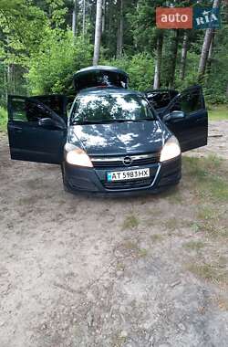 Хетчбек Opel Astra 2006 в Богородчанах