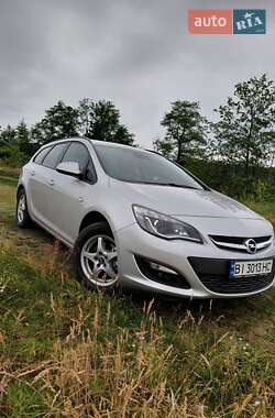 Универсал Opel Astra 2015 в 