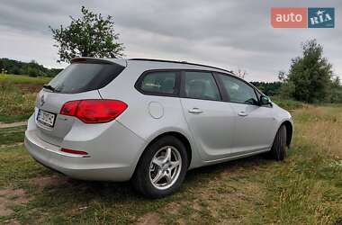 Универсал Opel Astra 2015 в 
