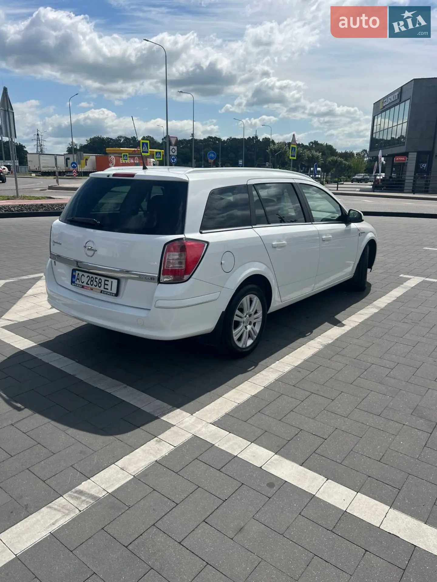 2010 Opel Astra - мініатюра 6