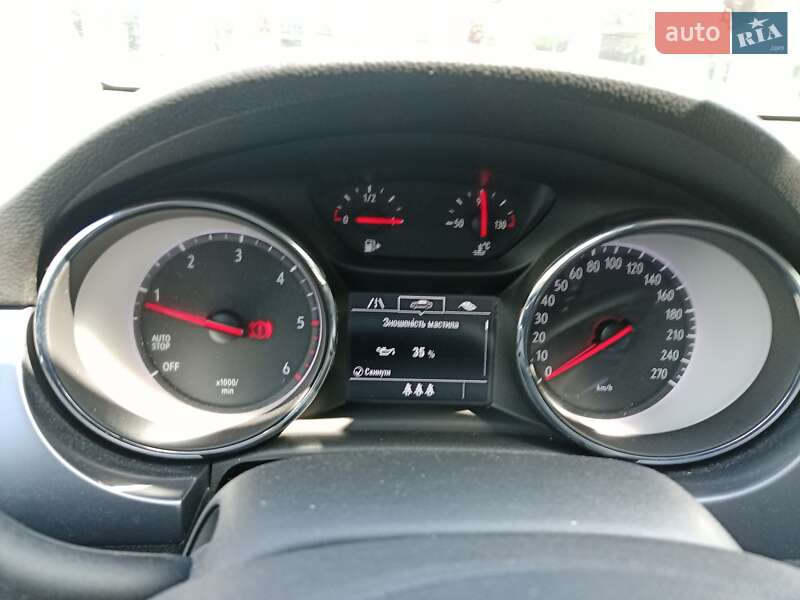 Универсал Opel Astra 2019 в Городке