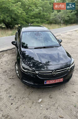 Універсал Opel Astra 2016 в 