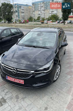Універсал Opel Astra 2016 в 