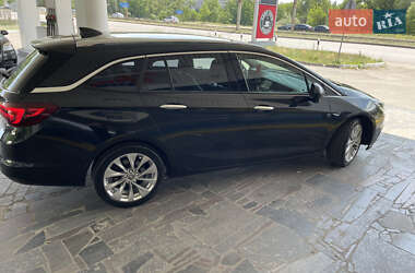 Універсал Opel Astra 2016 в 