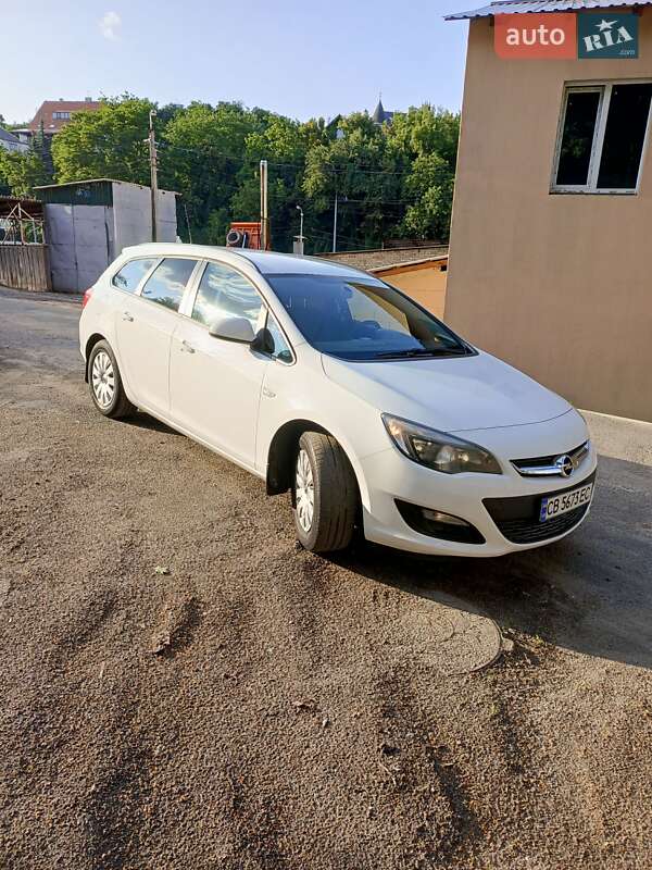 Opel Astra 2014