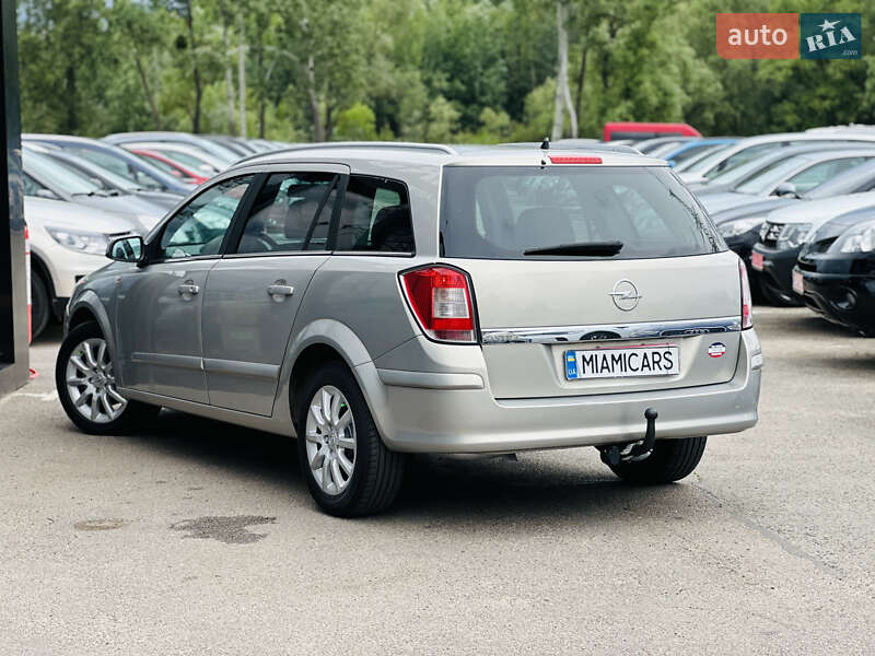Універсал Opel Astra 2007 в Харкові