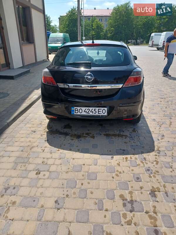 Хэтчбек Opel Astra 2009 в Теребовле