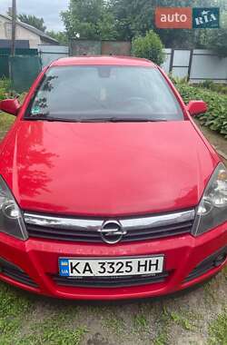 Хэтчбек Opel Astra 2006 в Макарове