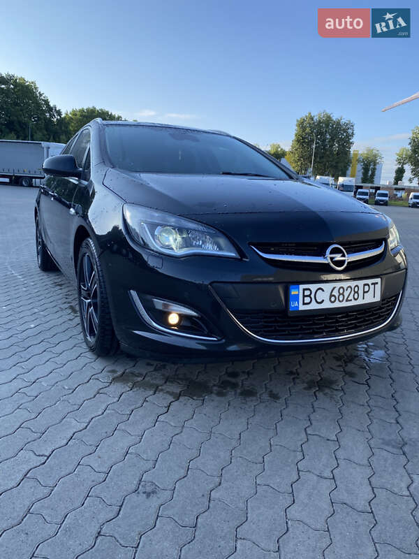 Opel Astra 2014