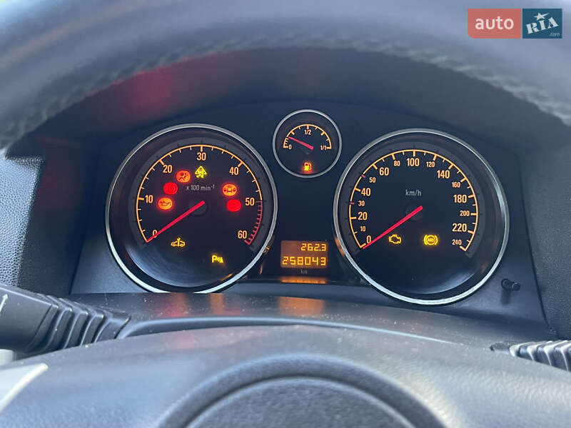 Универсал Opel Astra 2008 в Тернополе