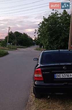 Седан Opel Astra 2007 в Новому Бузі