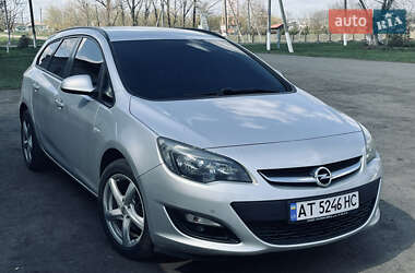 Універсал Opel Astra 2014 в Первомайську