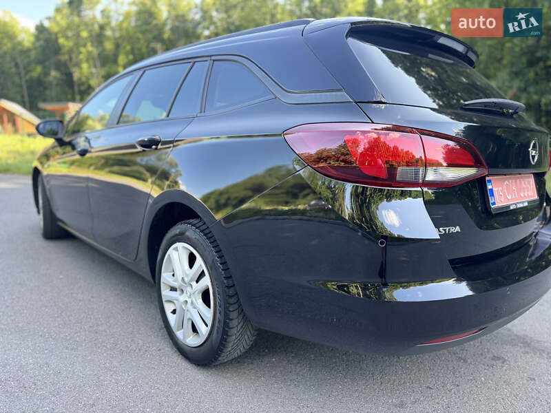 Универсал Opel Astra 2017 в Красилове