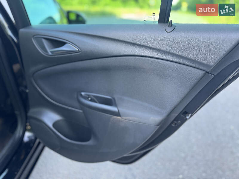 Универсал Opel Astra 2017 в Красилове