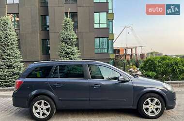 Универсал Opel Astra 2006 в 