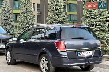 Универсал Opel Astra 2006 в 