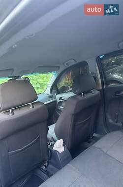 Хэтчбек Opel Astra 2007 в 