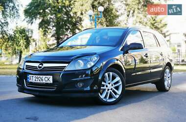 Універсал Opel Astra 2008 в Чернівцях