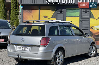 Универсал Opel Astra 2006 в 