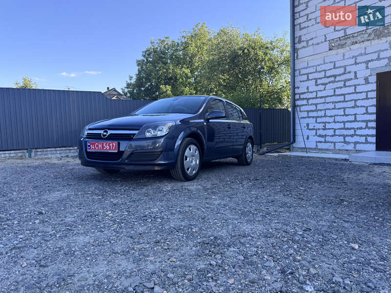 Хэтчбек Opel Astra 2006 в Звенигородке фото 3 Хэтчбек Opel Astra 2006 в Звенигородке