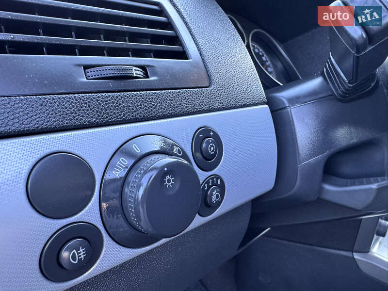 Хэтчбек Opel Astra 2006 в Звенигородке фото 34 Хэтчбек Opel Astra 2006 в Звенигородке