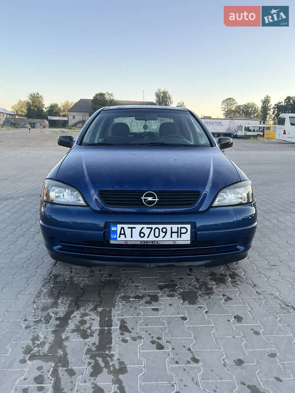Opel Astra 2005