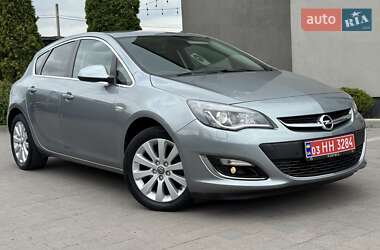 Хетчбек Opel Astra 2014 в 