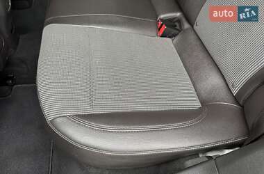 Хетчбек Opel Astra 2014 в 