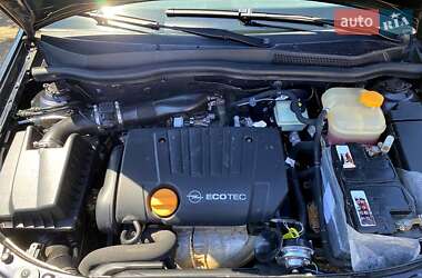 Универсал Opel Astra 2005 в Килии