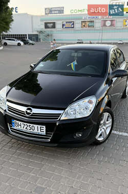 Седан Opel Astra 2008 в 