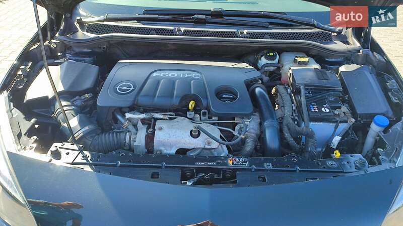 Седан Opel Astra 2015 в Житомирі