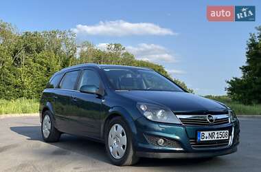 Універсал Opel Astra 2007 в Дунаївцях