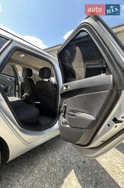 Универсал Opel Astra 2013 в 