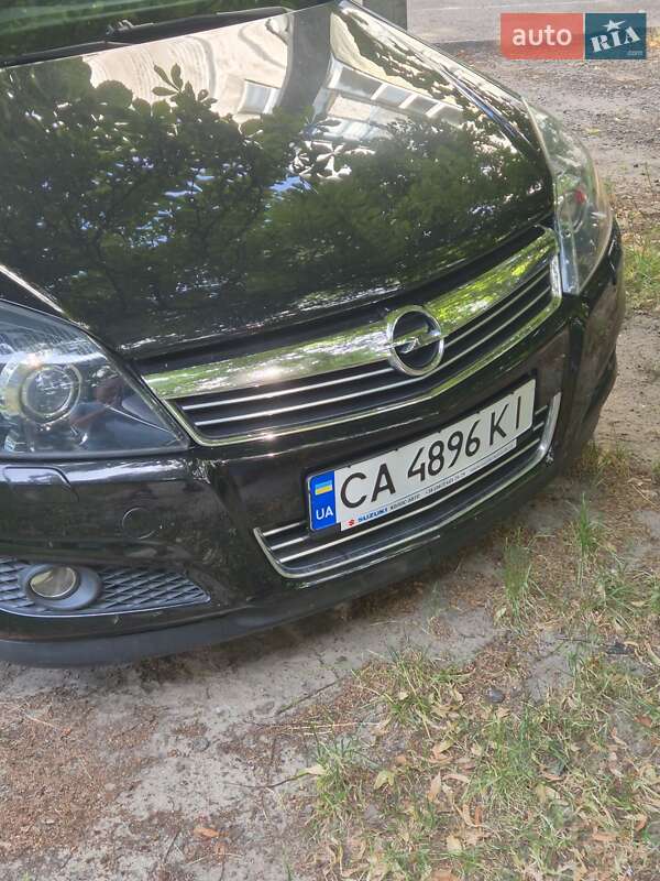 Универсал Opel Astra 2008 в Черкассах