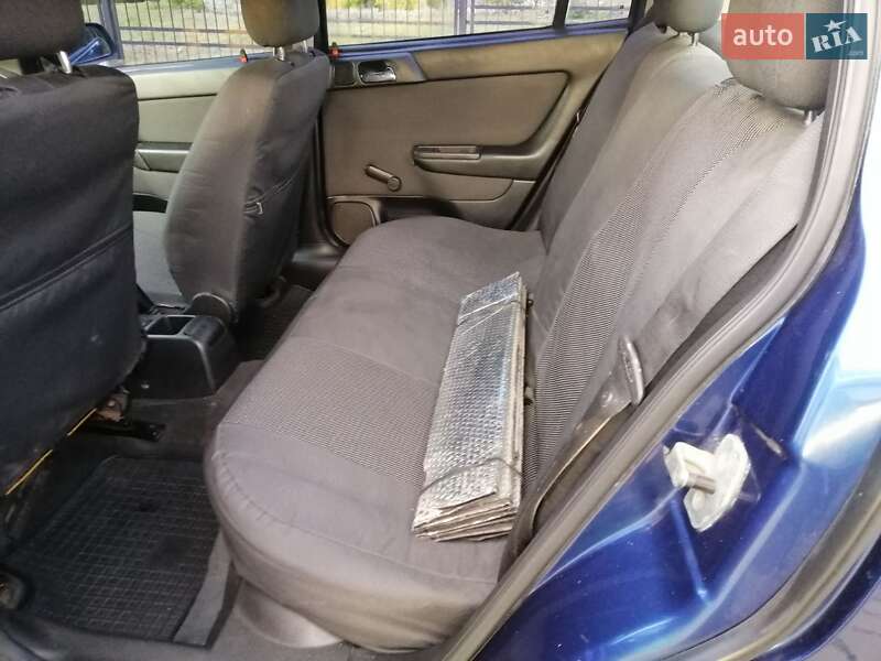 Седан Opel Astra 2004 в Прилуках