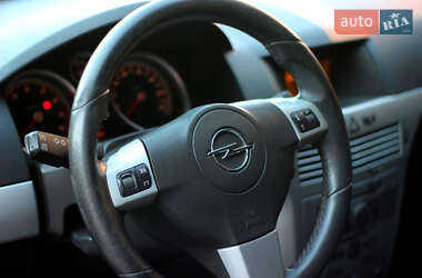 Універсал Opel Astra 2008 в 