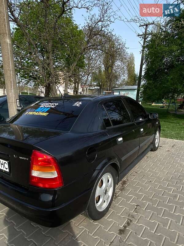 Седан Opel Astra 2007 в Любашевке