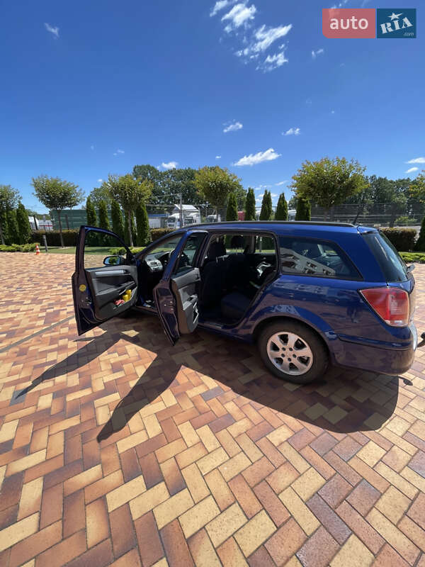 Универсал Opel Astra 2005 в Виннице