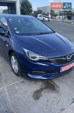 Универсал Opel Astra 2020 в 