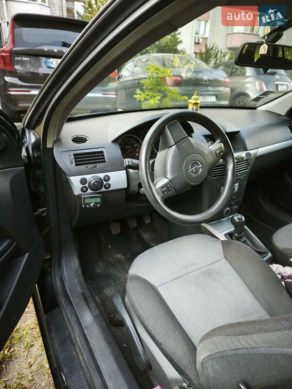 Універсал Opel Astra 2005 в Києві