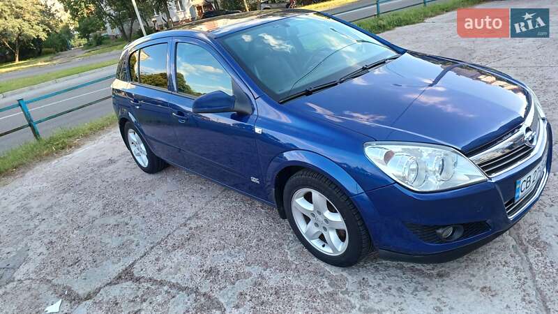Хэтчбек Opel Astra 2007 в Чернигове